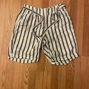 Chico’s Shorts Navy White Stripes Size 0